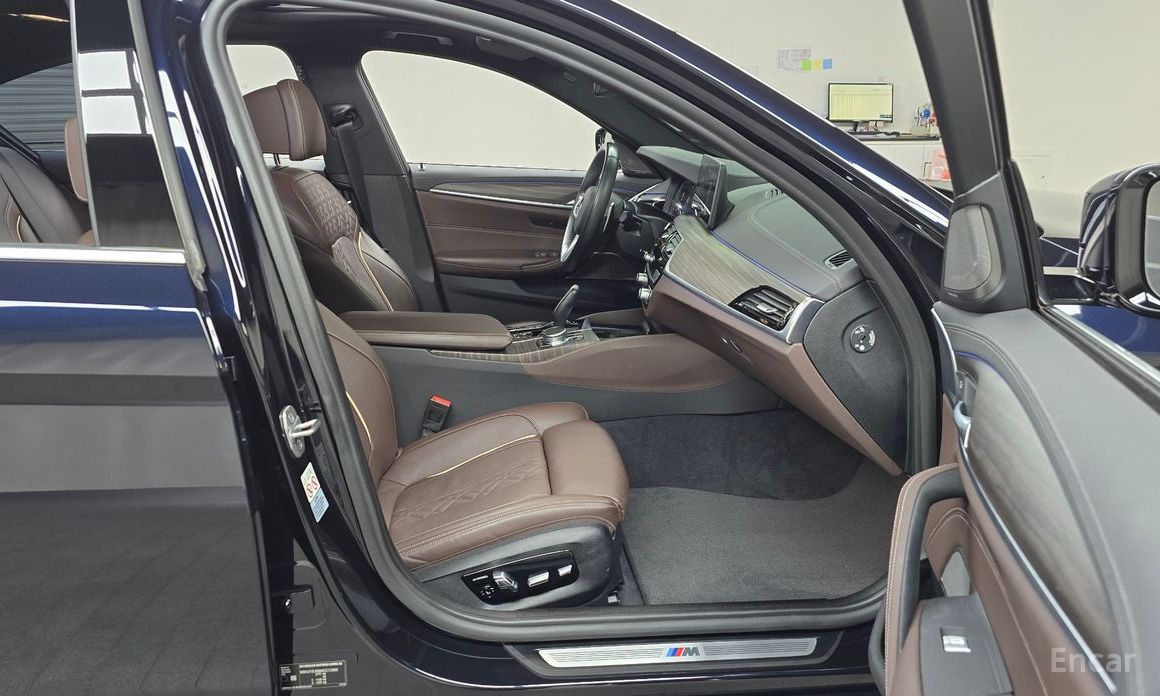 5 Series (G30) 530i xDrive M Sport 12