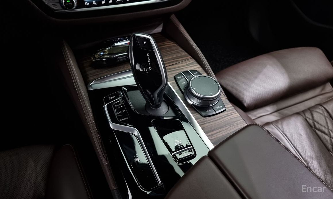 BMW 5 Series (G30) 530i xDrive M Sport №10