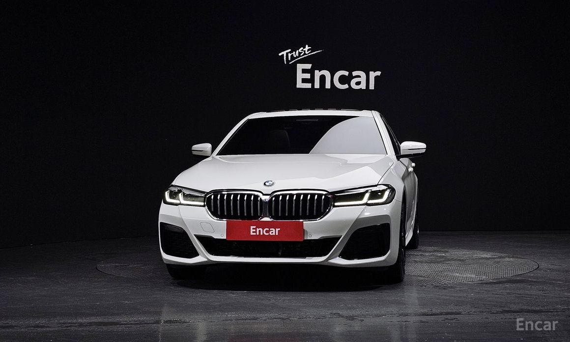 5 Series (G30) 530i xDrive M Sport 4
