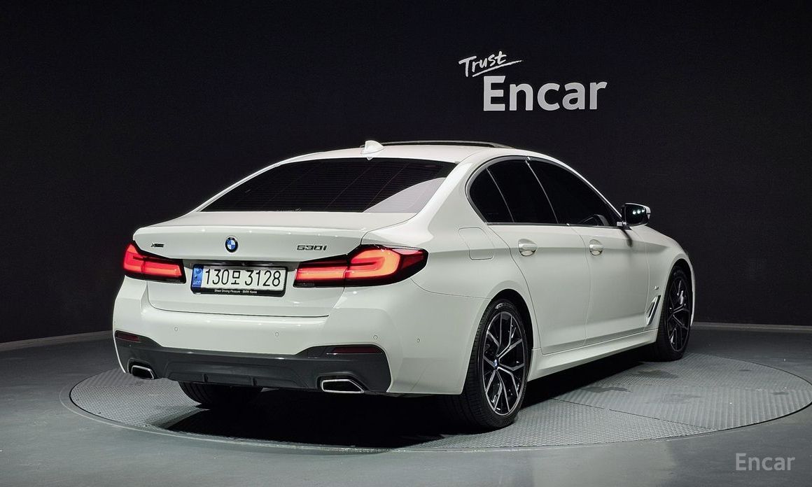 5 Series (G30) 530i xDrive M Sport 3