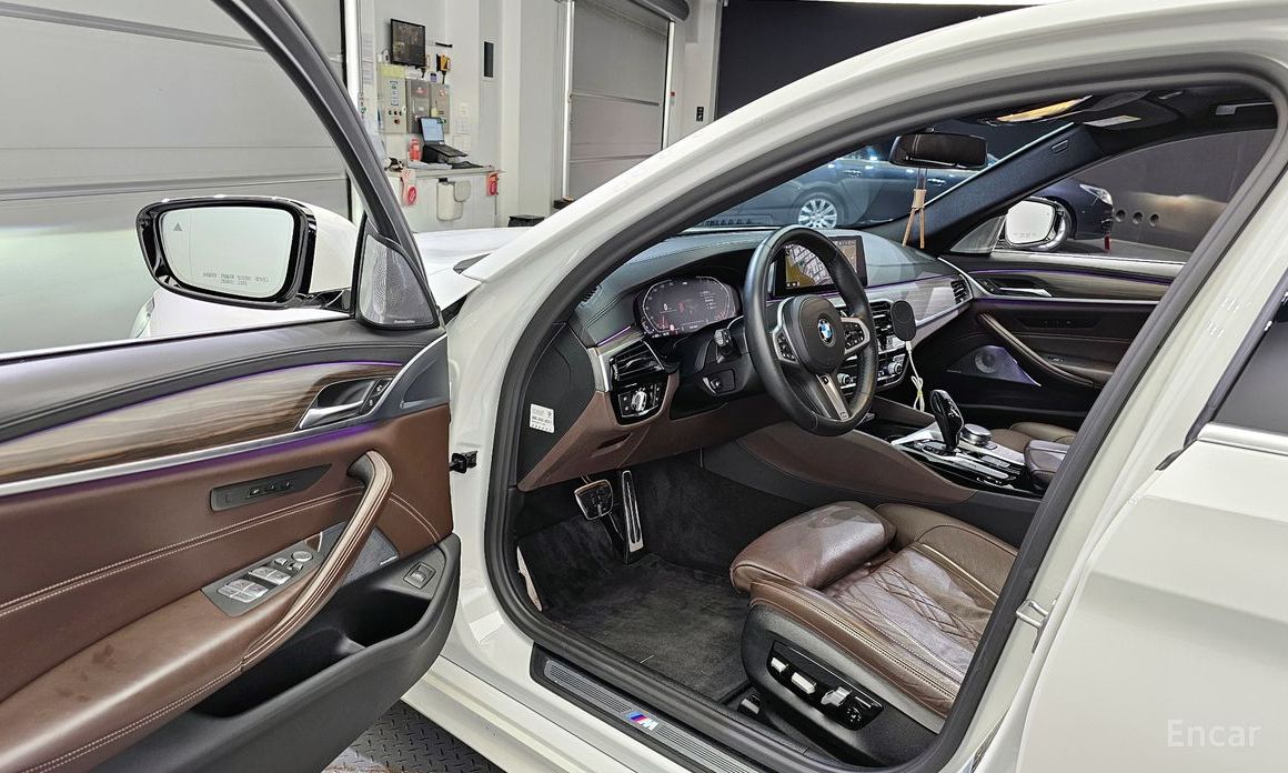 5 Series (G30) 540i xDrive M Sport Plus 11