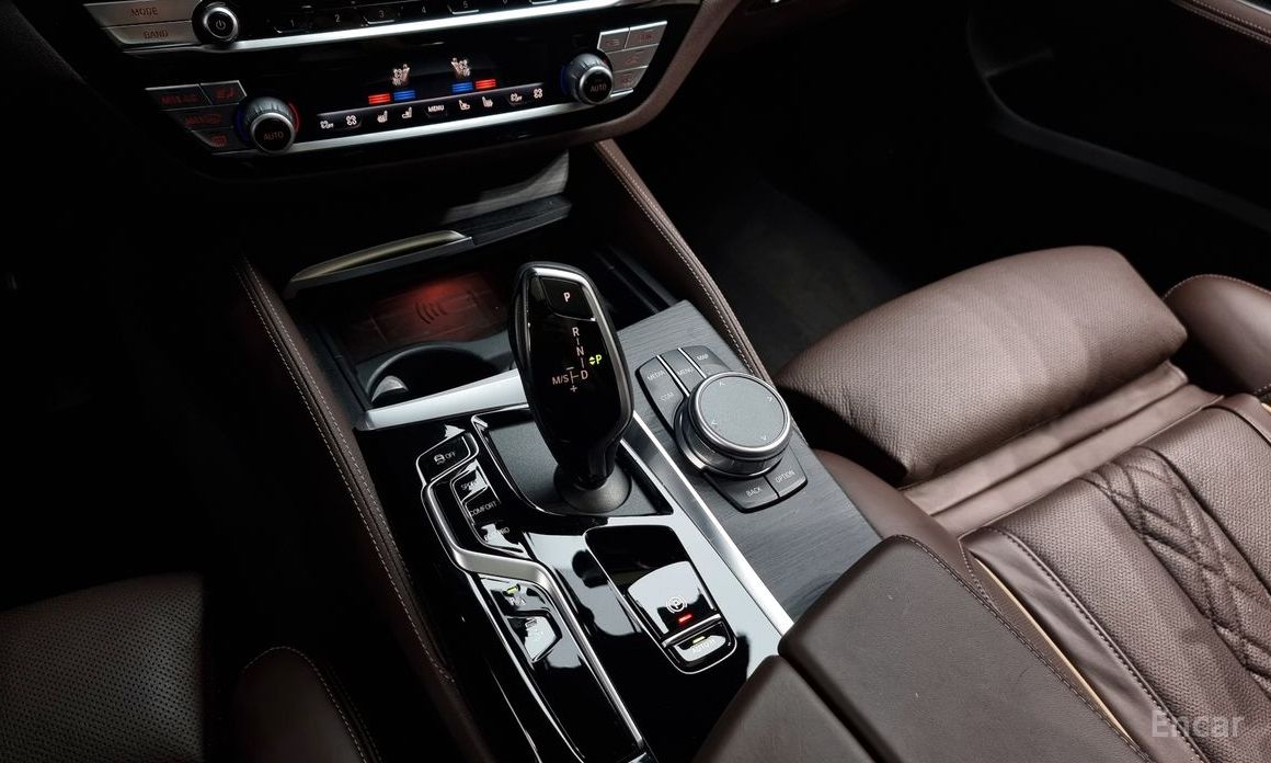 6 Series GT (G32) 620d xDrive M Sport 10