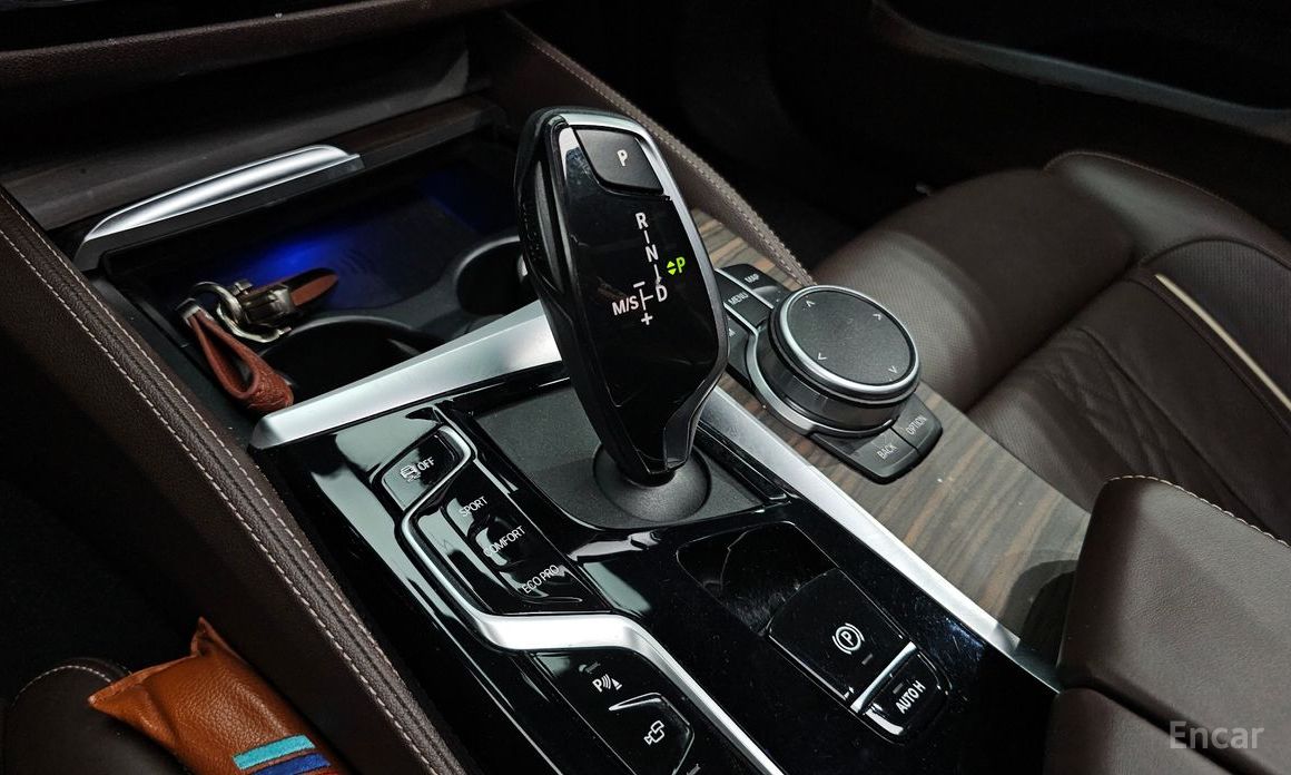 6 Series GT (G32) 620d xDrive M Sport 10