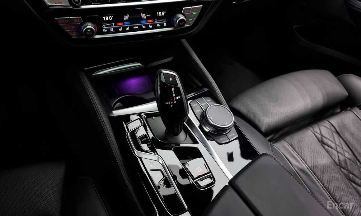 6 Series GT (G32) 630i xDrive M Sport 10