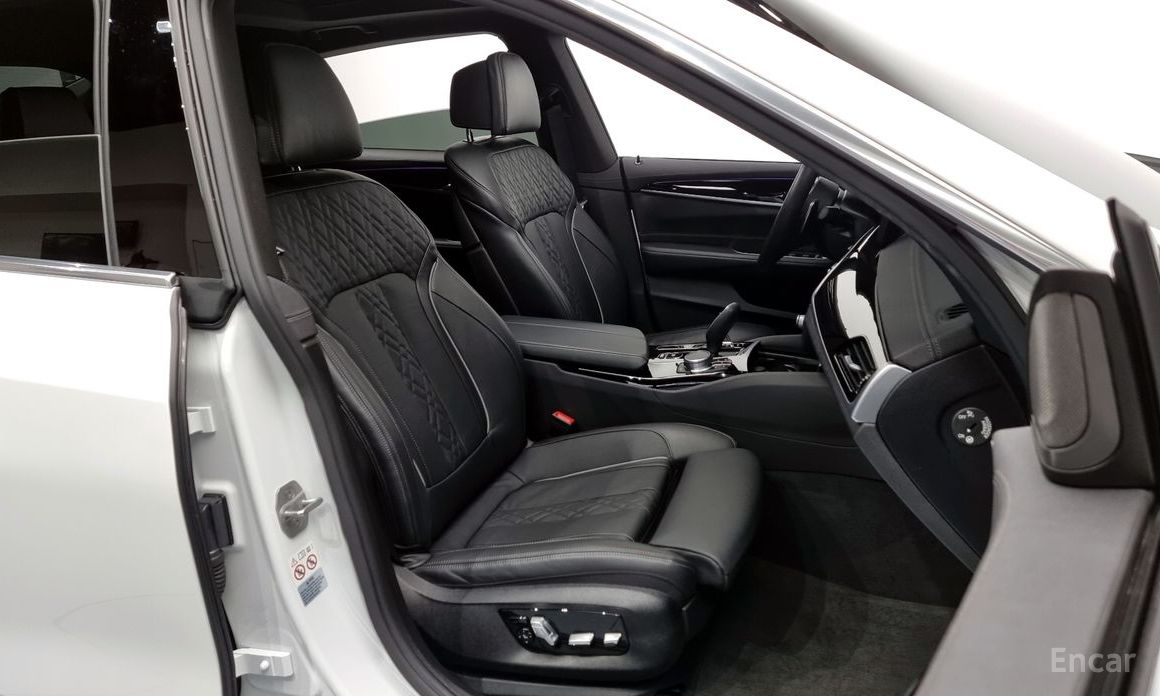 6 Series GT (G32) 630i xDrive M Sport 11