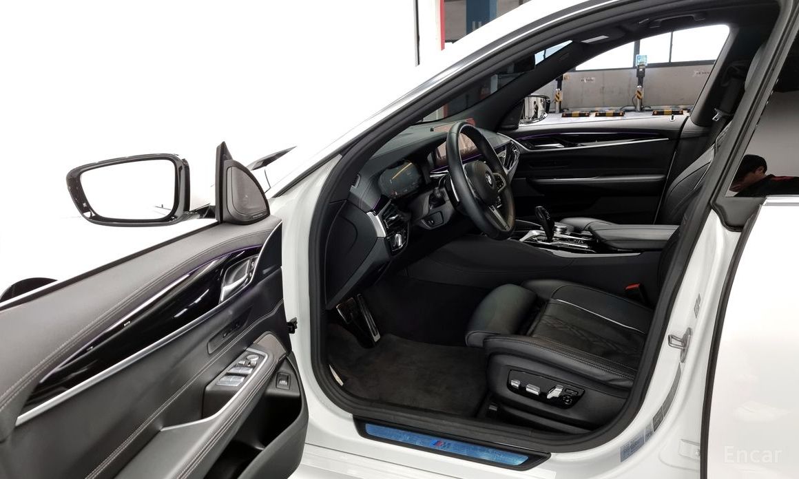 6 Series GT (G32) 630i xDrive M Sport 12