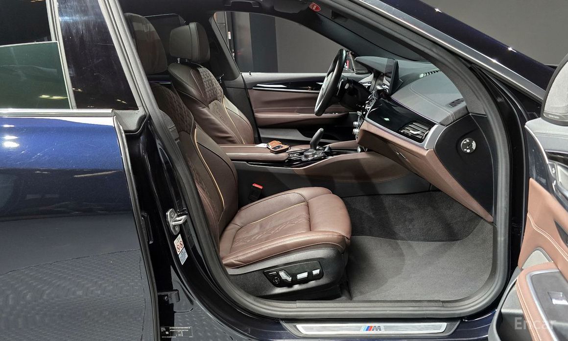 6 Series GT (G32) 630i xDrive M Sport 12
