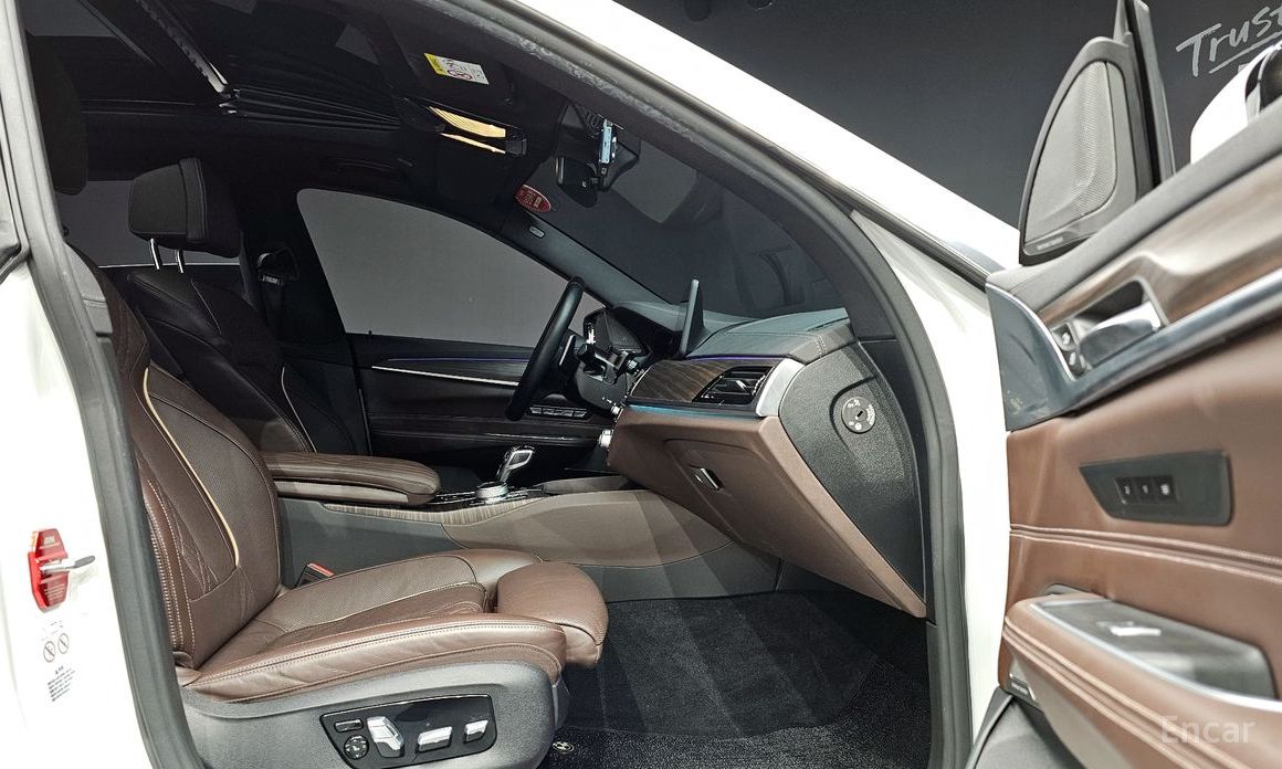 6 Series GT (G32) 630i xDrive M Sport 11