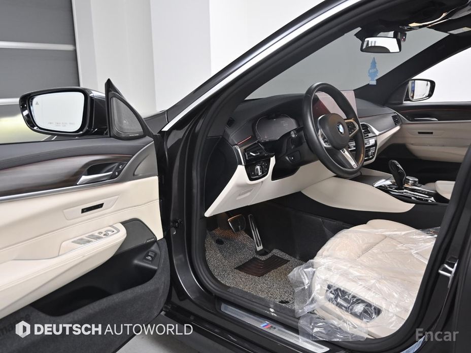 6 Series GT (G32) 630i xDrive M Sport 12