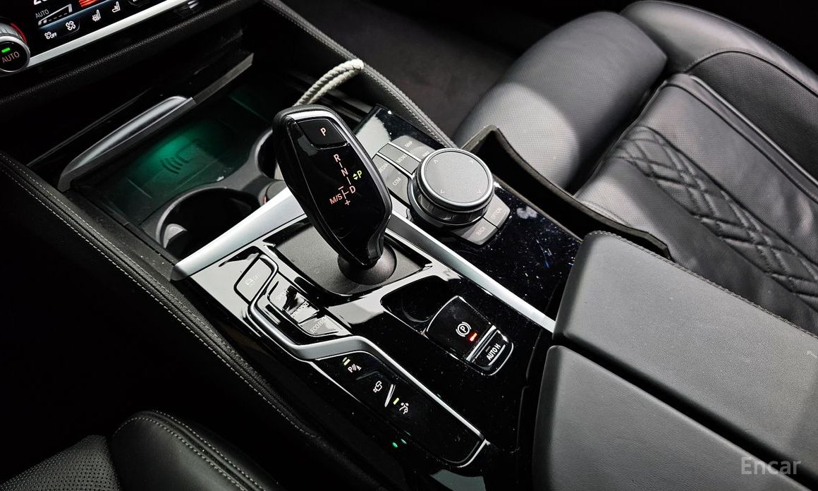 6 Series GT (G32) 630i xDrive M Sport 10