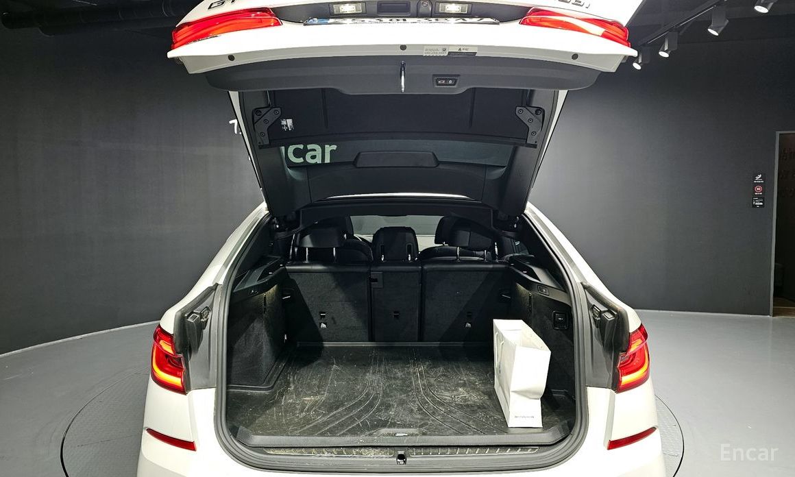 6 Series GT (G32) 630i xDrive M Sport 21