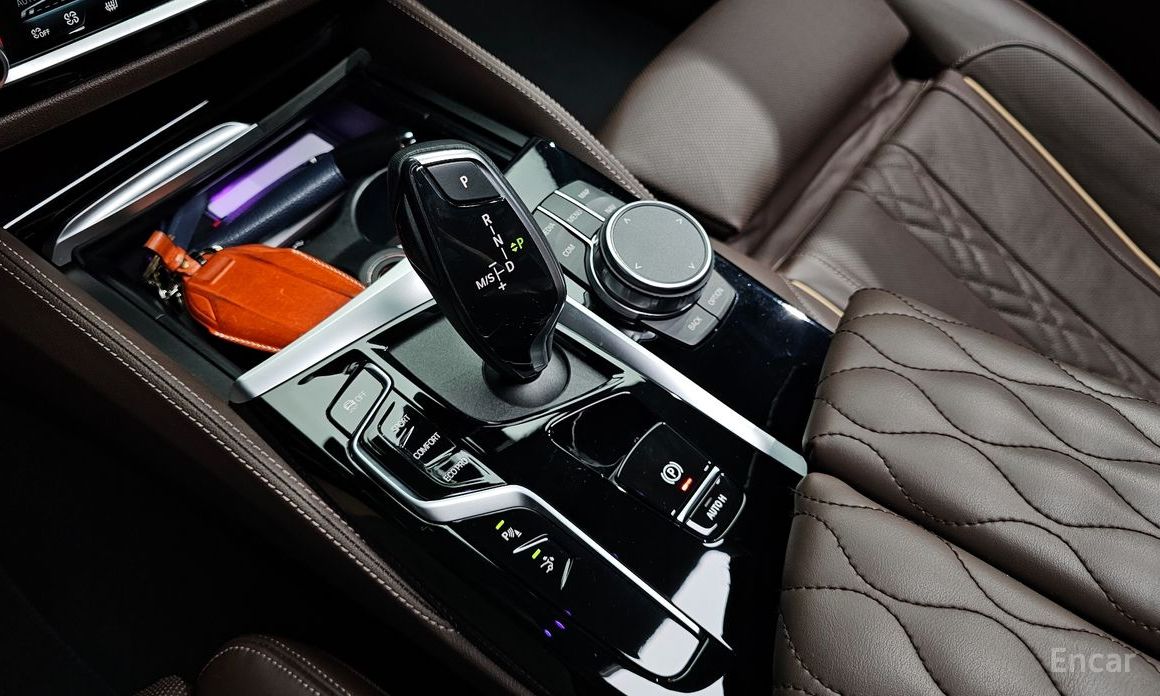 6 Series GT (G32) 630i xDrive M Sport 10