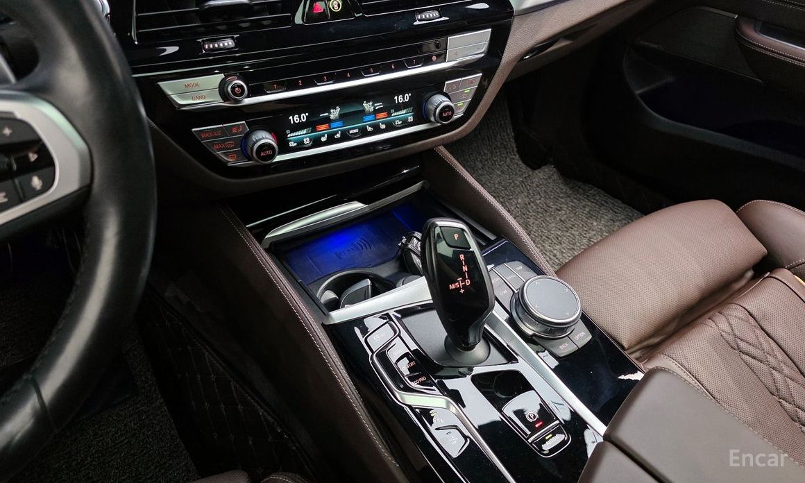 6 Series GT (G32) 630i xDrive M Sport 10