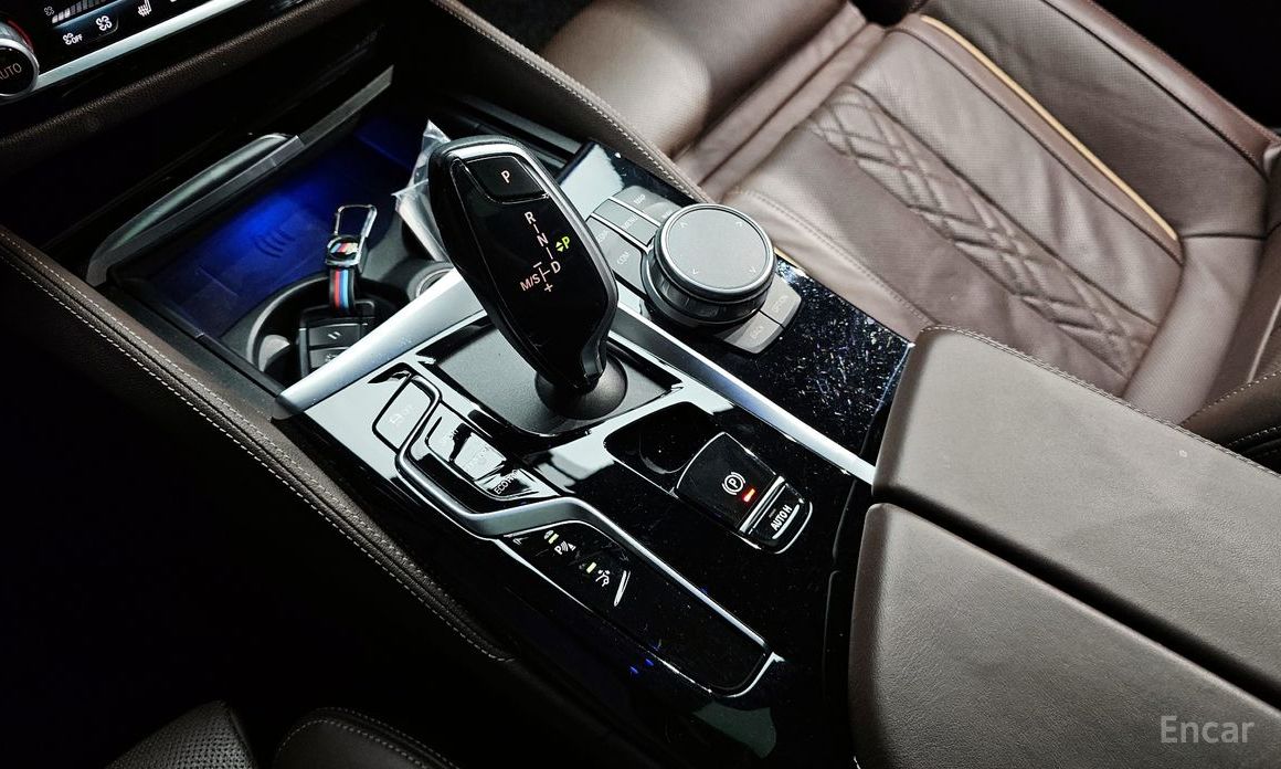 6 Series GT (G32) 630i xDrive M Sport 10