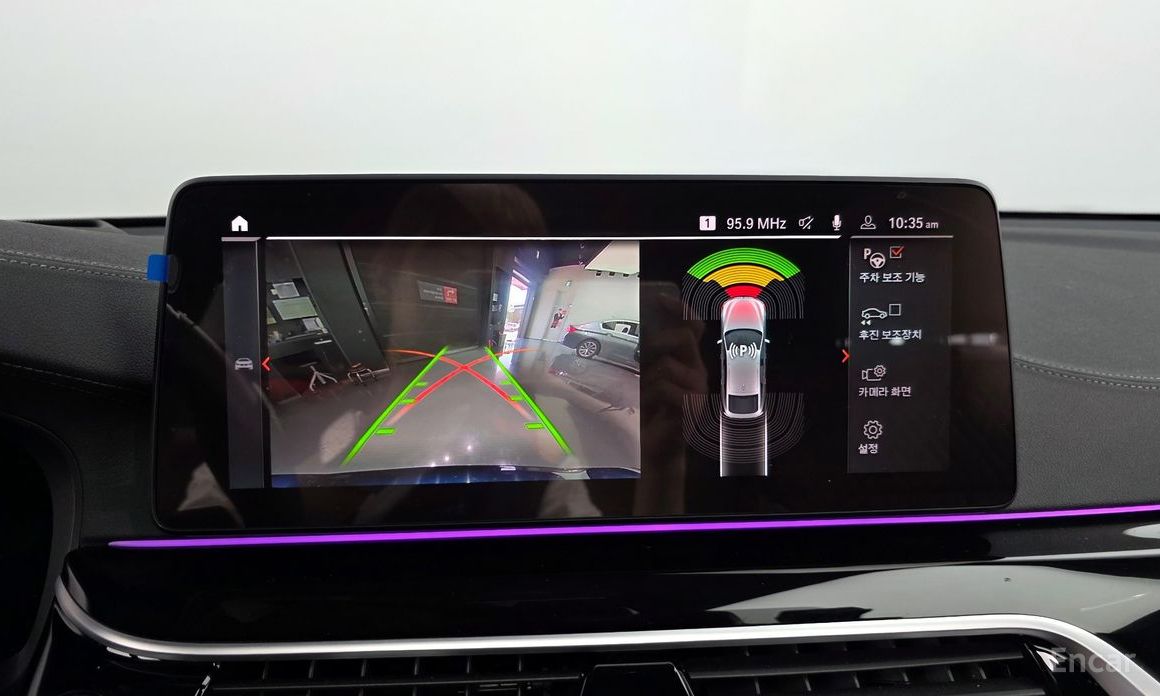 6 Series GT (G32) 630i xDrive M Sport 16