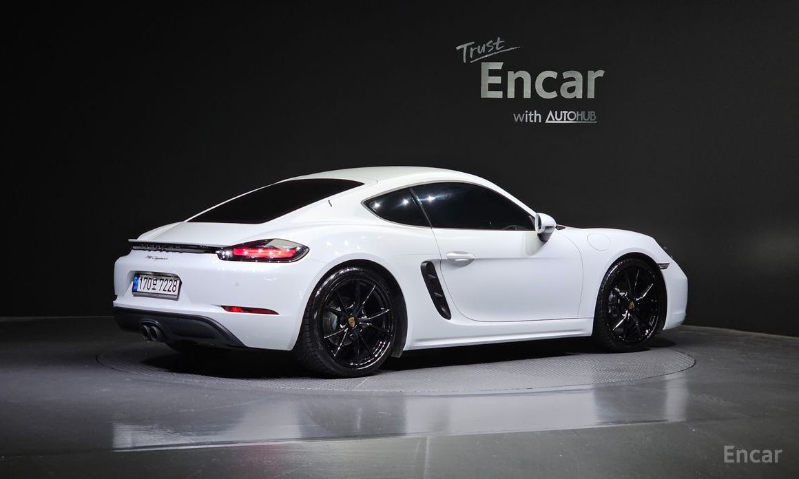 718 Cayman 2.0 3