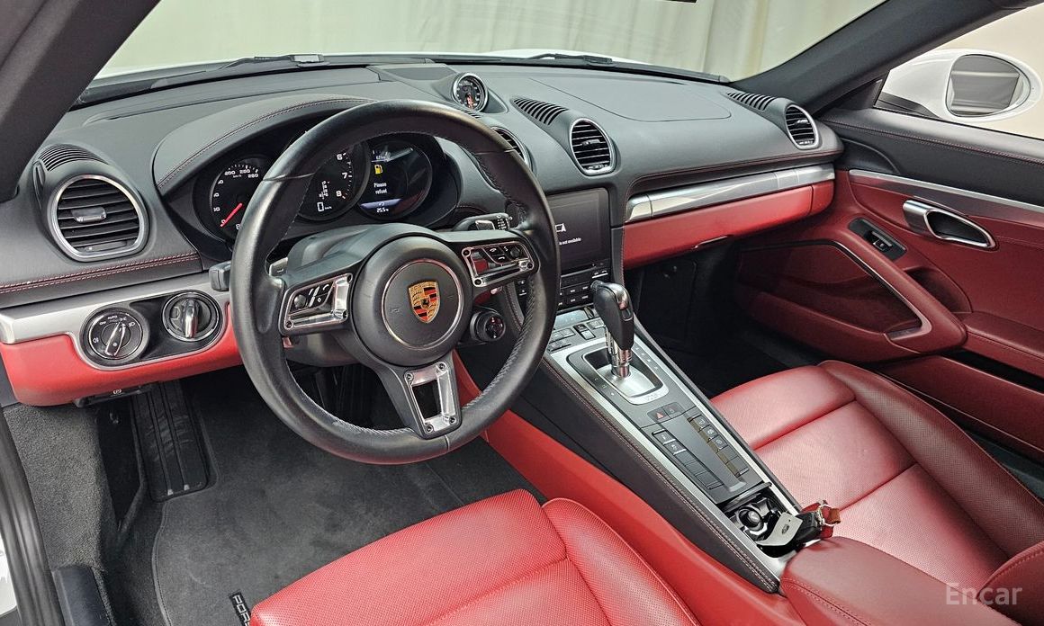 718 Cayman 2.0 8