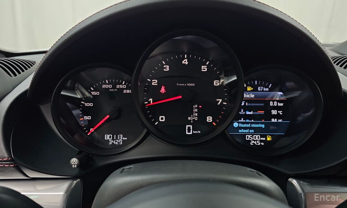 718 Cayman 2.0 9