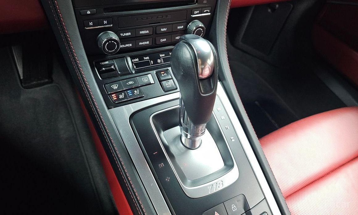 718 Cayman 2.0 10