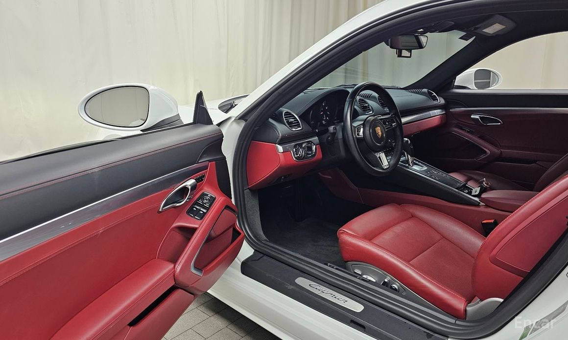 718 Cayman 2.0 11