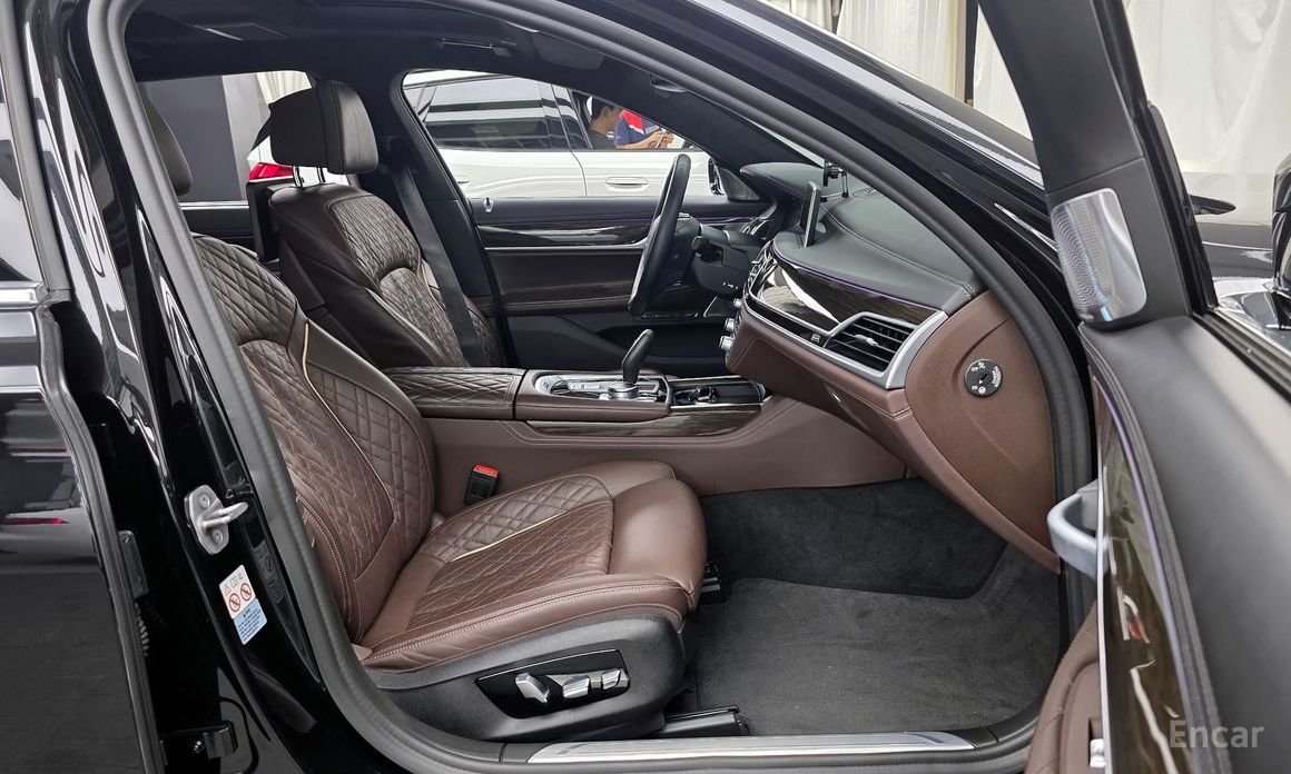 7 Series (G11)730Ld xDrive Design Pure Excellence 12