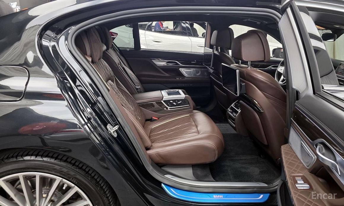 7 Series (G11)730Ld xDrive Design Pure Excellence 13