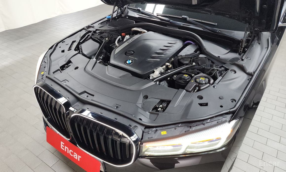 7 Series (G11)730d xDrive Design Pure Excellence 7