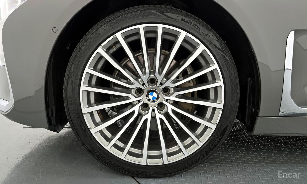 BMW 7 Series (G11)740Li xDrive Design Pure Excellence №6