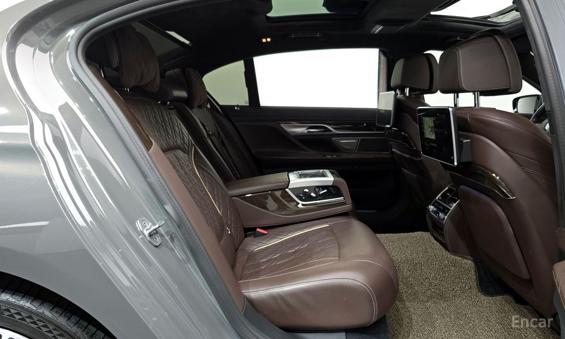 BMW 7 Series (G11)740Li xDrive Design Pure Excellence №13