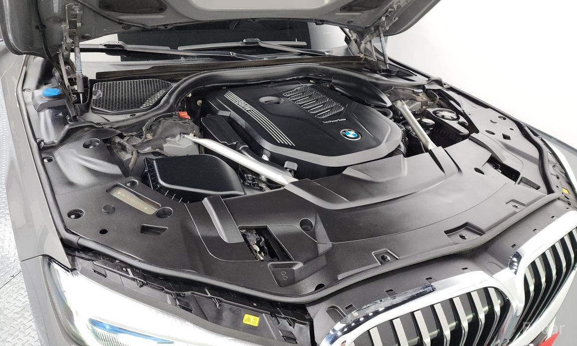 7 Series (G11)740Li xDrive Design Pure Excellence 7