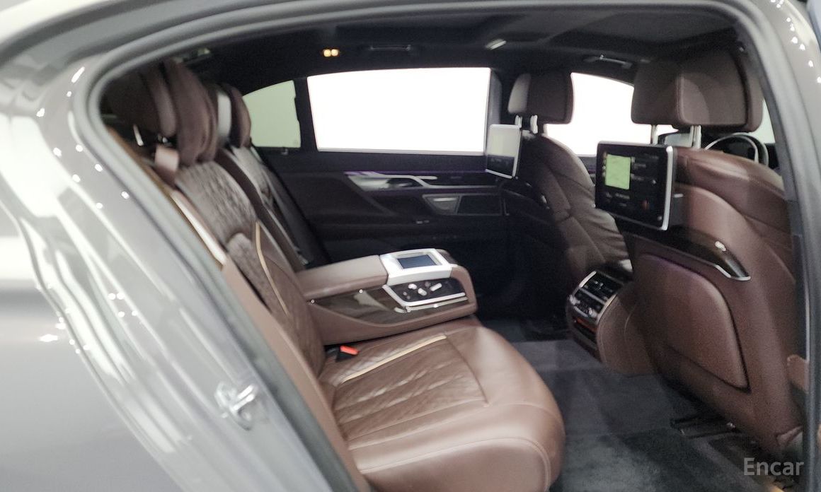 7 Series (G11)740Li xDrive Design Pure Excellence 13