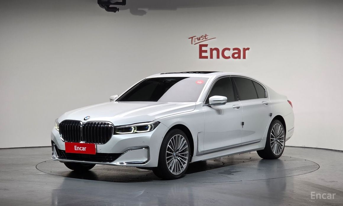 7 Series (G11)740i Design Pure Excellence 2
