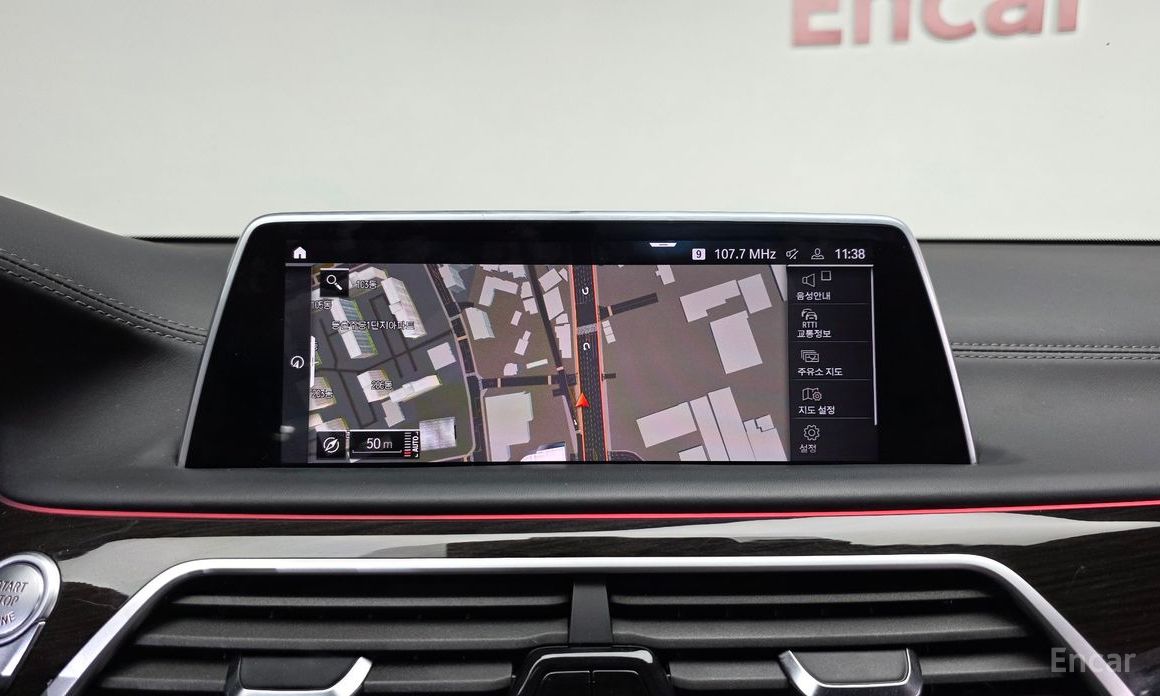7 Series (G11)740i Design Pure Excellence 15
