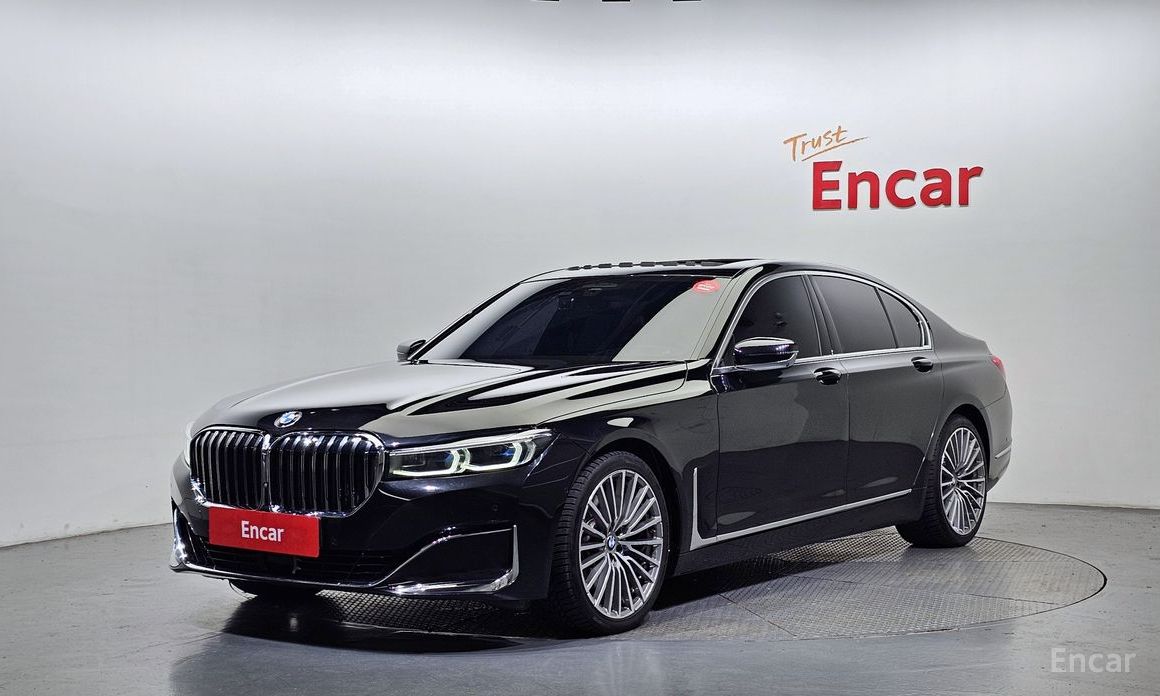 7 Series (G11)740i Design Pure Excellence 2