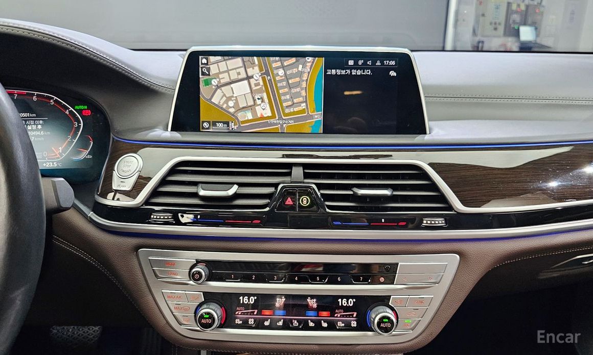 7 Series (G11)740i Design Pure Excellence 18