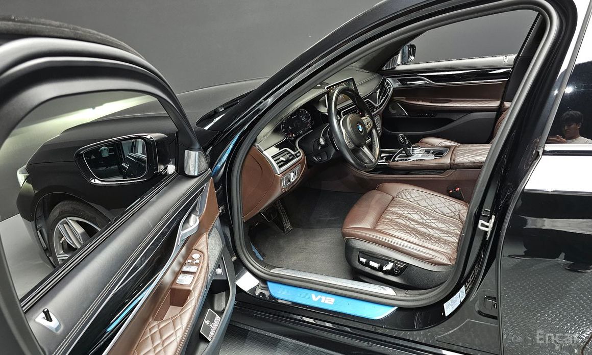 BMW 7 Series (G11)M760Li xDrive №11