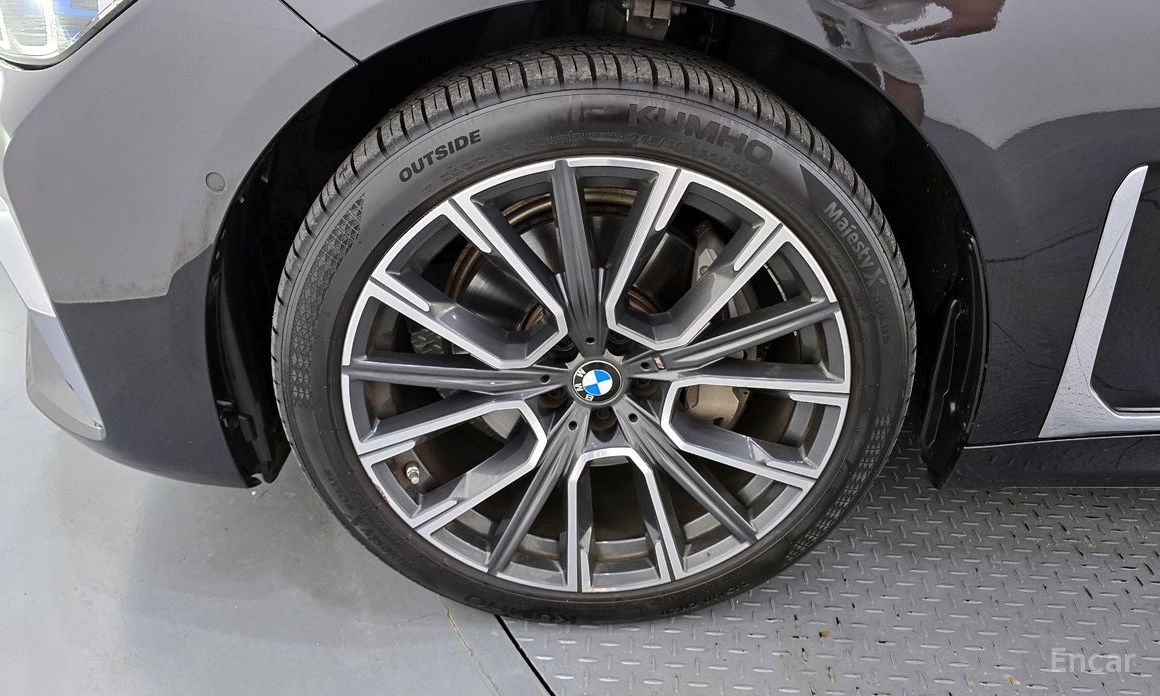 7 Series (G11) 730Ld xDrive M Sport 6