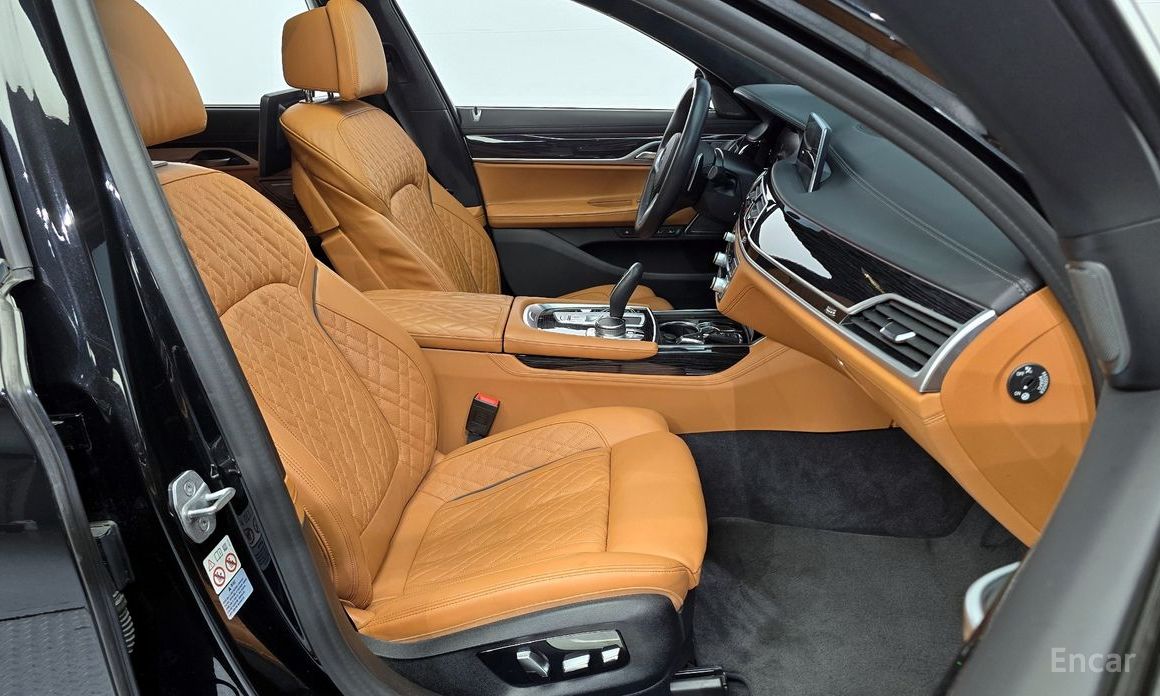 7 Series (G11) 730Ld xDrive M Sport 12