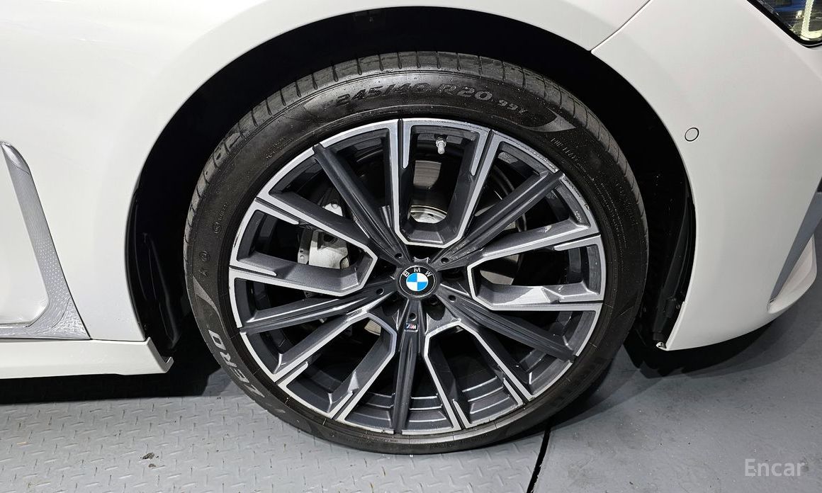 7 Series (G11) 730d xDrive M Sport 6