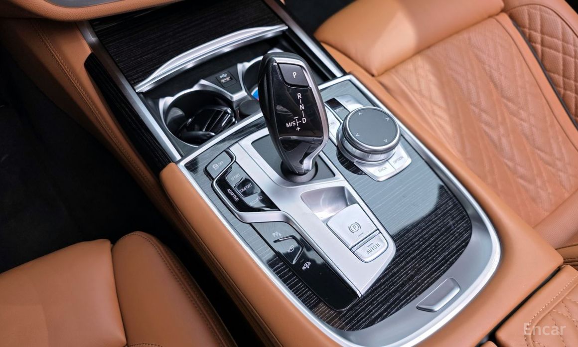 7 Series (G11) 730d xDrive M Sport 10