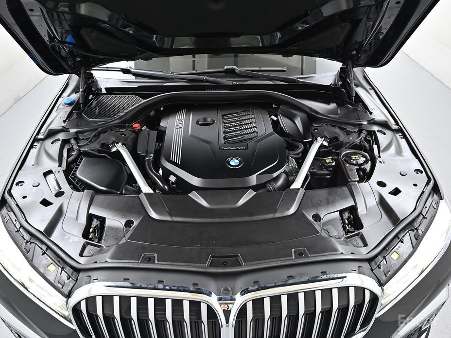 7 Series (G11) 740Li xDrive M Sport 16
