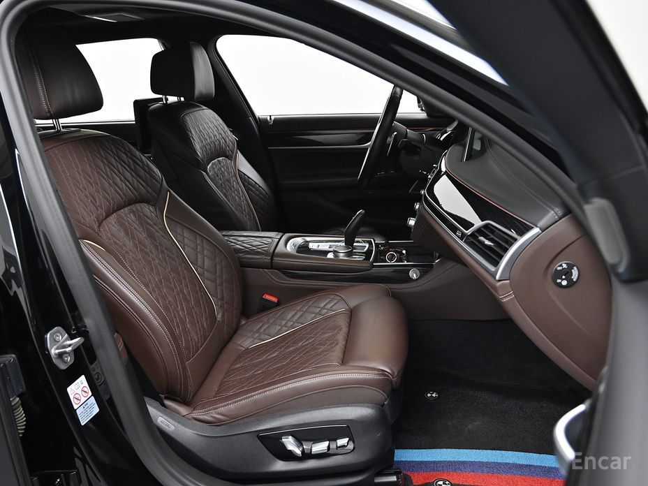 7 Series (G11) 740Li xDrive M Sport 17