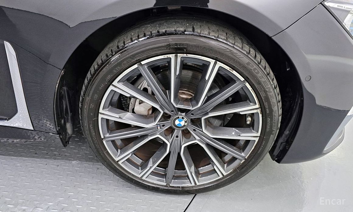 7 Series (G11) 740Li xDrive M Sport 6