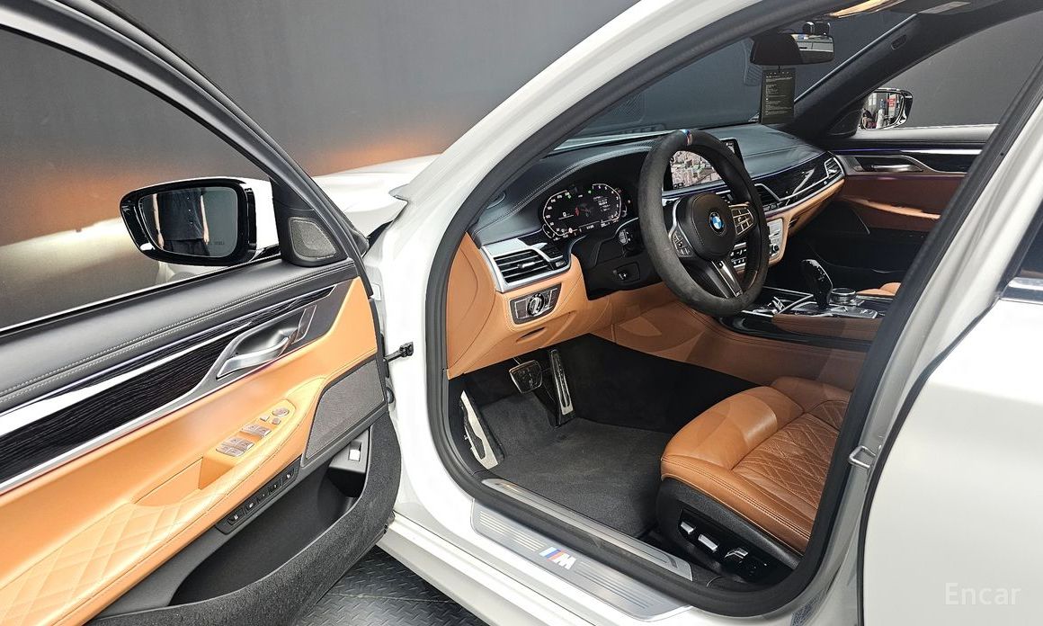 7 Series (G11) 740Li xDrive M Sport 13