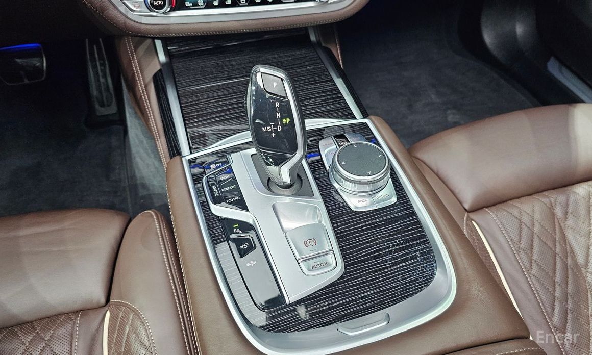 BMW 7 Series (G11) 740Li xDrive M Sport №14