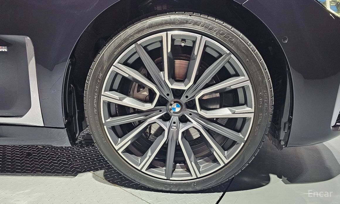 BMW 7 Series (G11) 740Li xDrive M Sport №20
