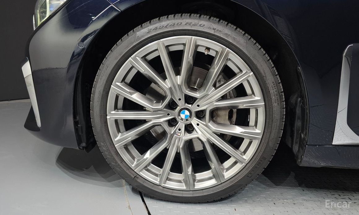 7 Series (G11) 740Li xDrive M Sport 6