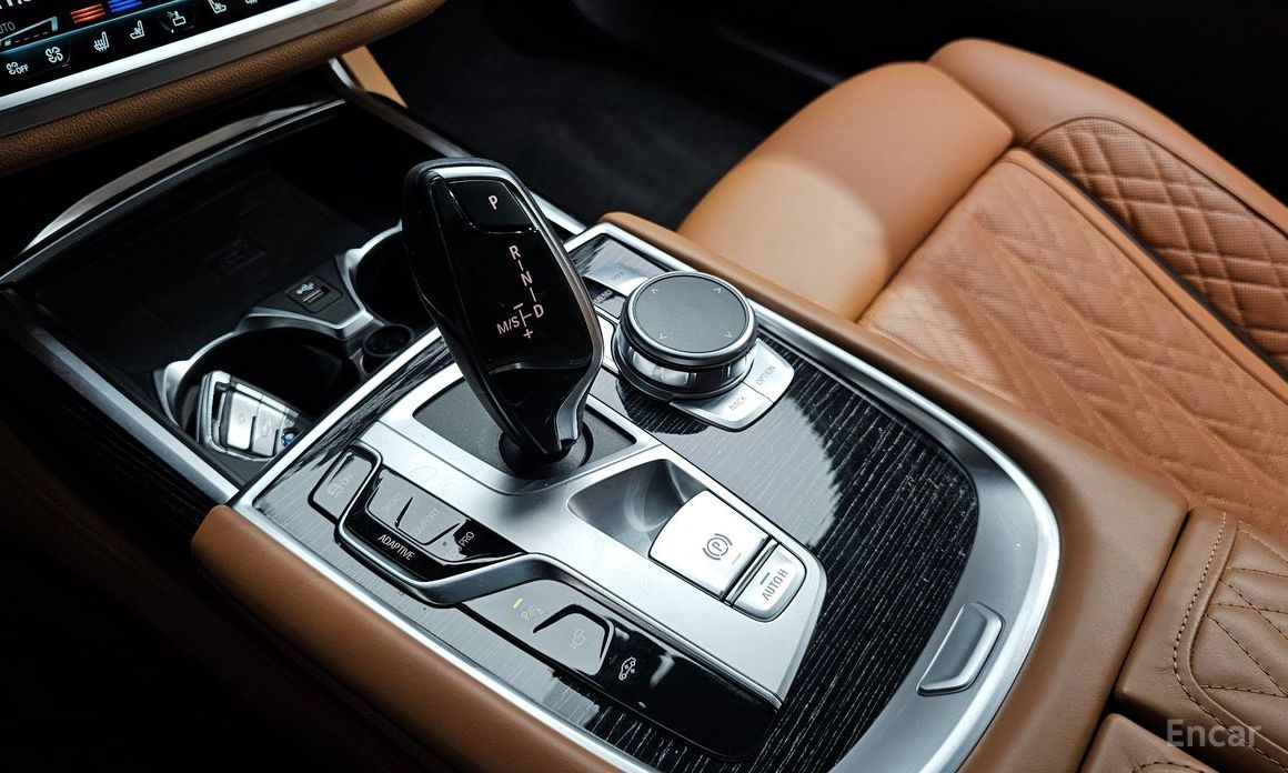 7 Series (G11) 740i M Sport 10