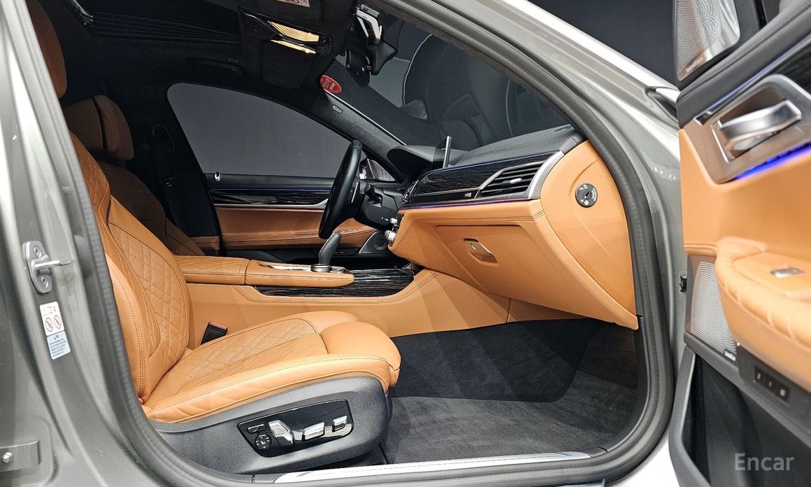 7 Series (G11) 740i M Sport 11