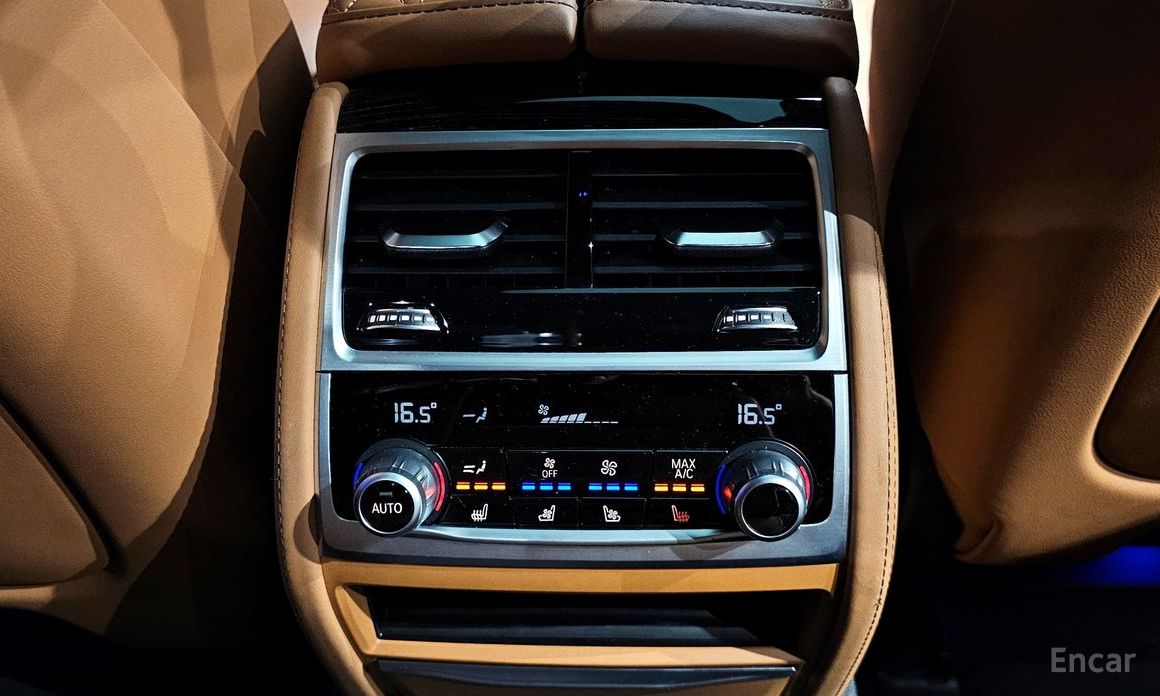 7 Series (G11) 740i M Sport 20